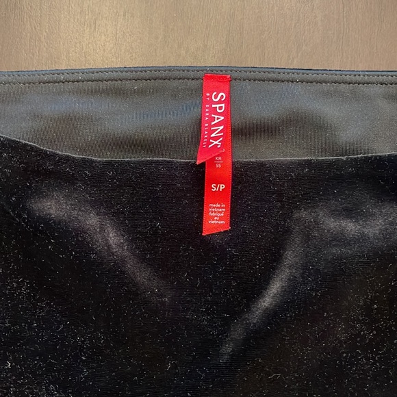 SPANX Velvet leggings size S - Picture 4 of 4